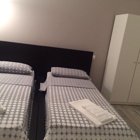 Affittacamere Real Fly Bolonia Exterior foto