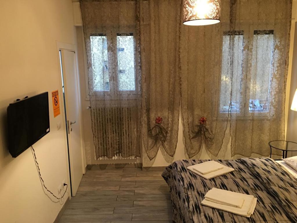 Affittacamere Real Fly Bolonia Exterior foto